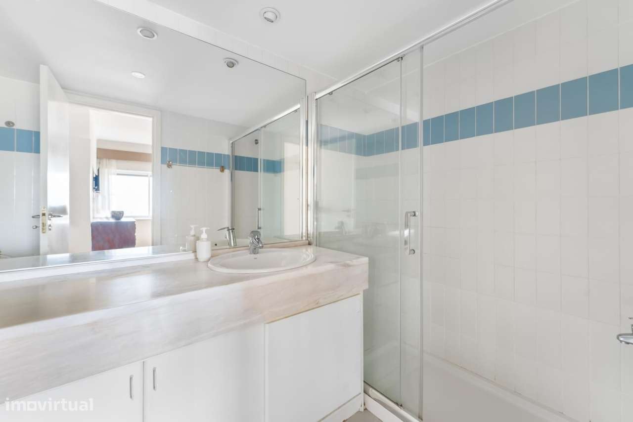 Apartamento T2 com vista, Beato, Lisboa-17