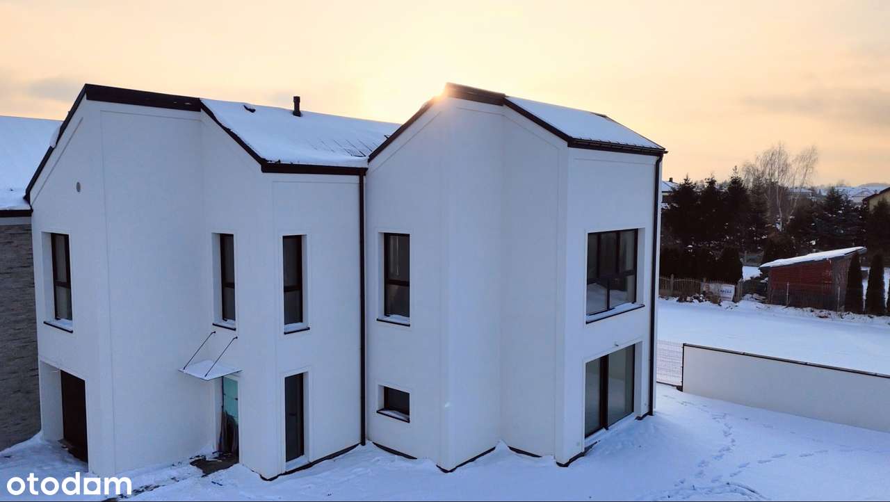 Dom w spokojnym miejscu z dobrym dojazdem/komunikacją| 15min do GalMok - Pełny obrazek: 2/17