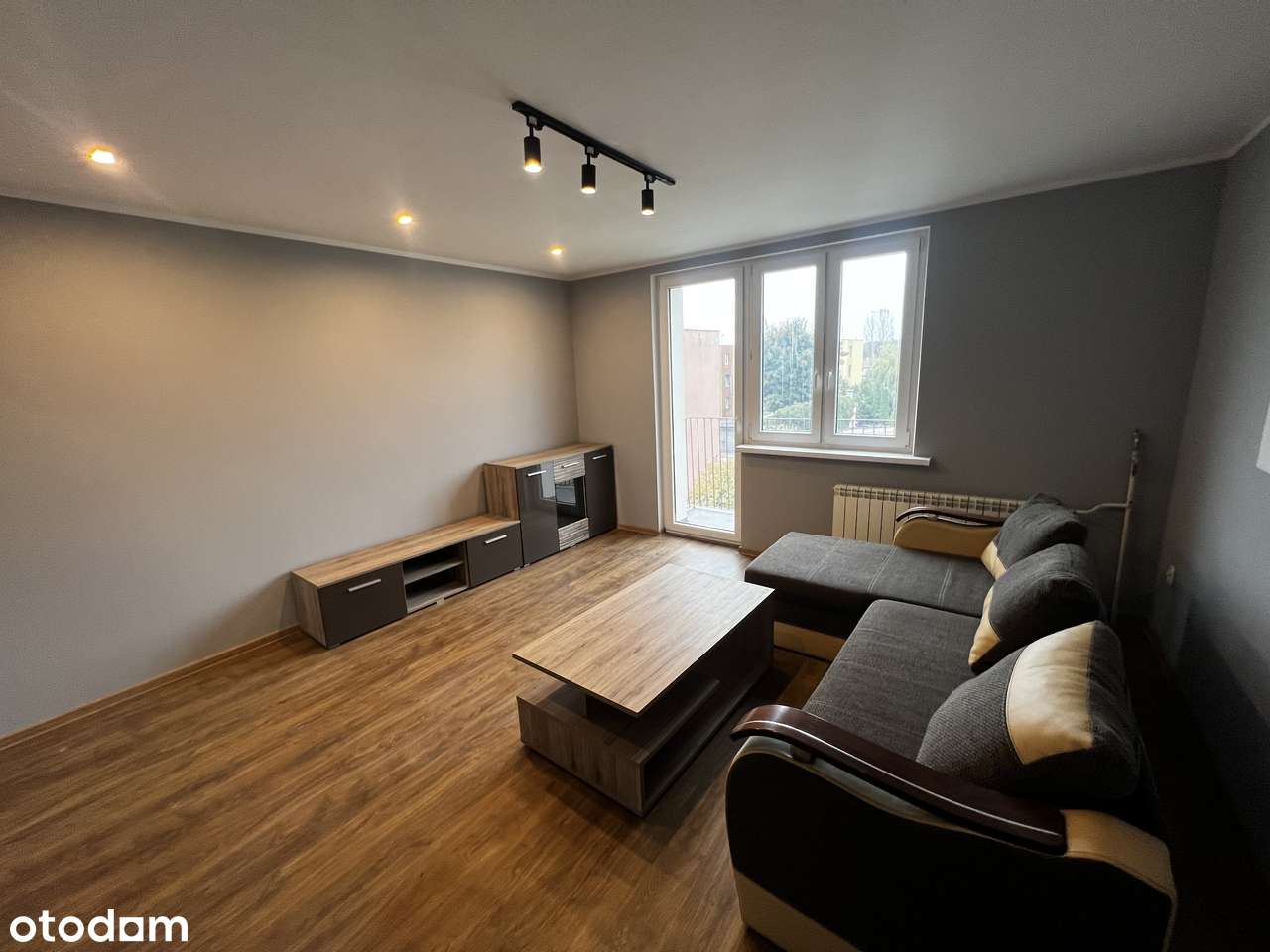 3 pokoje Piwnica Po remoncie w ciepłym bloku w kredycie bez wplaty - Pełny obrazek: 4/19