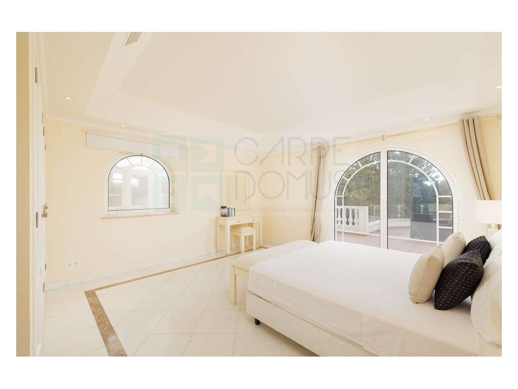 Moradia V4 inserida no campo de Golfe, Vale de Lobo, Algarve-48