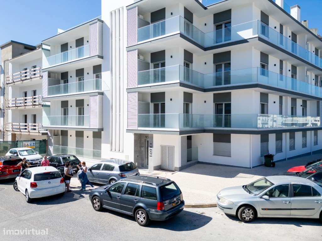 Apartamento T3 junto ao mercado- 200 mts da praia-46