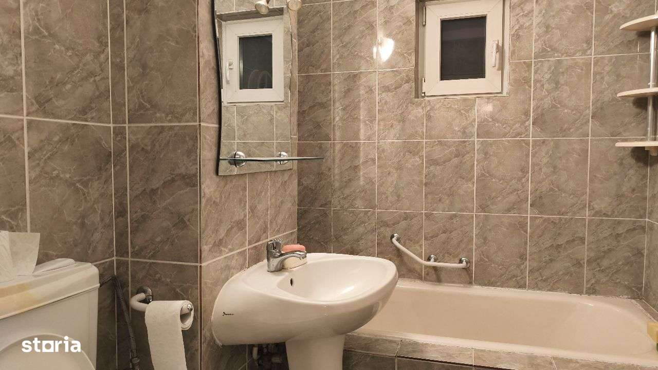 Apartament 4 camere, zona Progresul, et.2-17