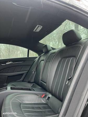 Mercedes-Benz CLS 350 d 4MATIC Aut - 6