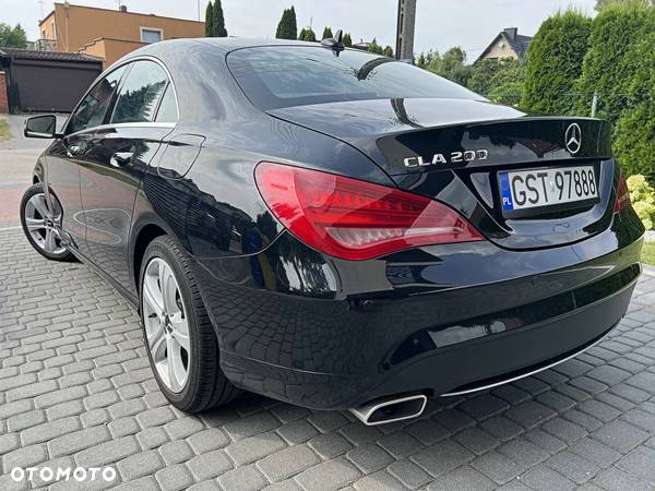 Mercedes-Benz CLA 200 - 8