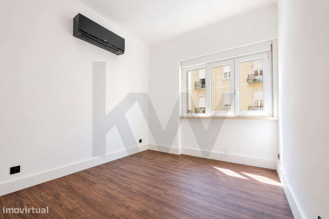 T3 totalmente remodelado junto ao Jardim da Parada | Campo de Ourique-32
