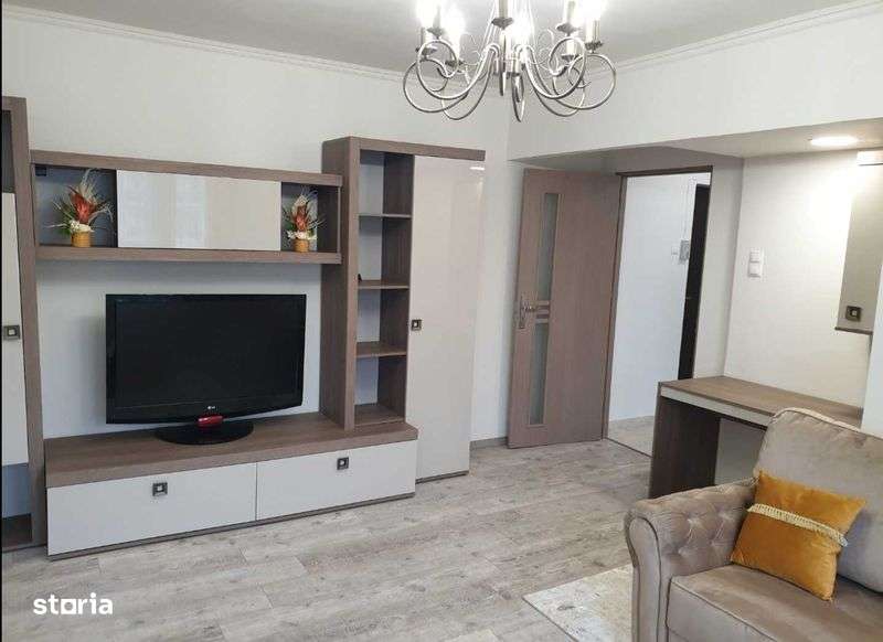 Apartament de inchiriat 2 camere ultracentral Tirgu Mures - Imagine principală: 4/7