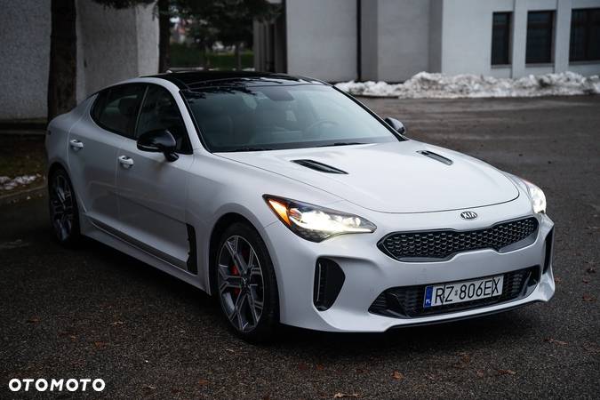 Kia Stinger 3.3 T-GDI V6 GT AWD - 6