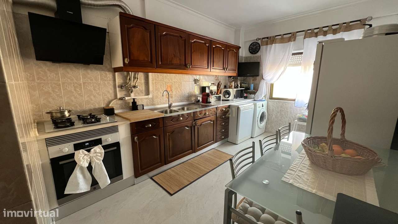 Apartamento T2 no coração de Mem Martins, Sintra - Excelente Oportunid - Grande imagem: 4/23