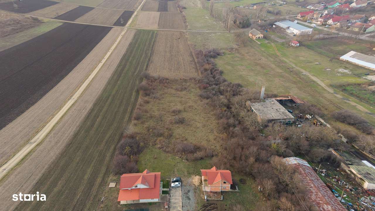 33 parcele intravilane 2 ha în Chișineu-Criș - Imagine principală: 3/20