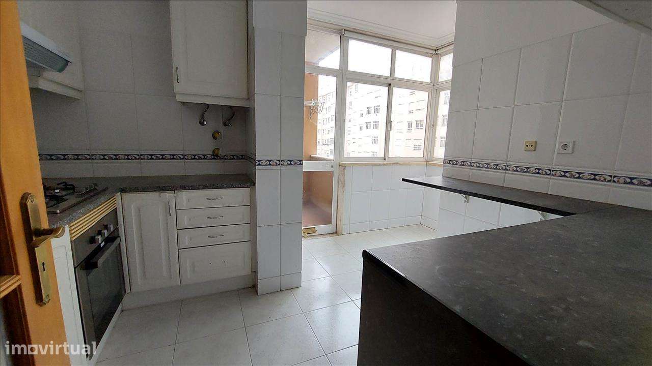 Apartamento T2 - Grande imagem: 5/15