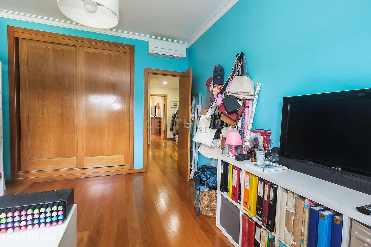 Moradia T3 em Condomínio fechado-35