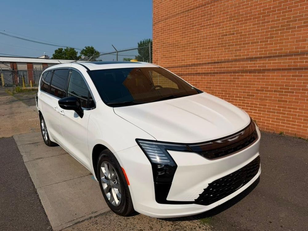Chrysler Pacifica 2026