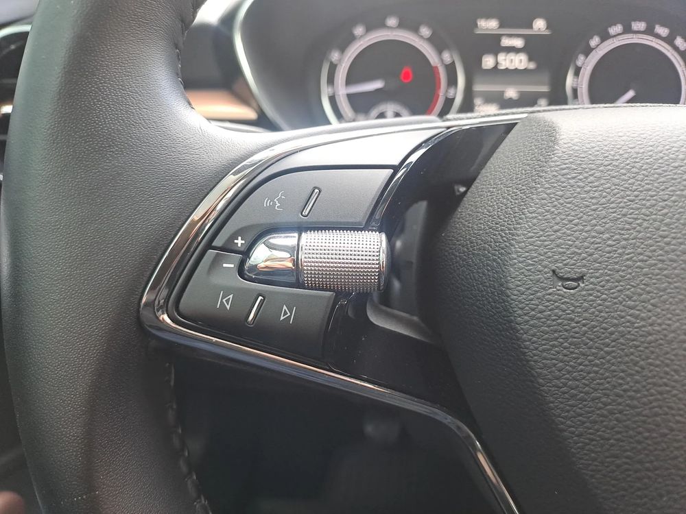 SKODA FABIA Panorama Color Concept Style 1.0 TSI Salon PL VAT-23%