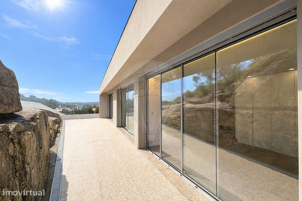 Moradia T3 para venda - Grande imagem: 2/27