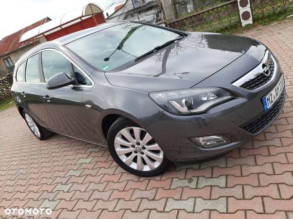 Opel Astra 1.4 Turbo Edition - 11