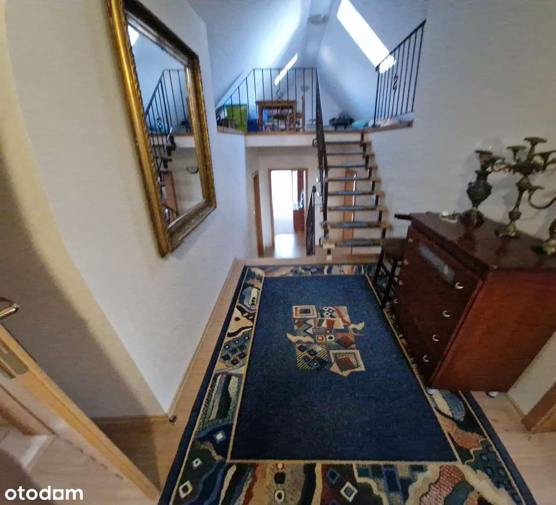 Na sprzedaż duży dom w Pokrzywnej. Cena 1 649 000 zł-10