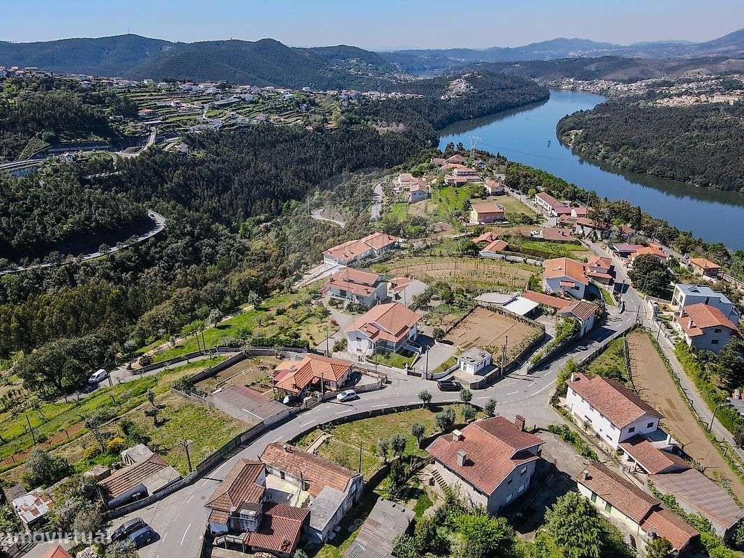 Moradia T2 para venda - Grande imagem: 2/28