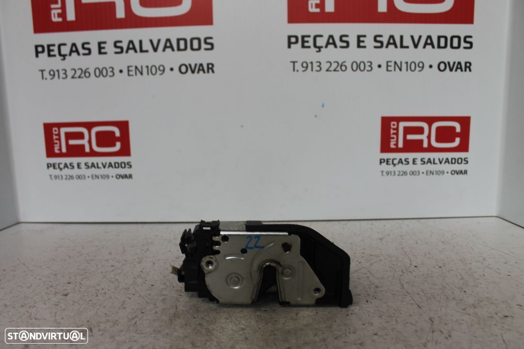 Fecho Porta Trás Esquerdo BMW F31 - 1