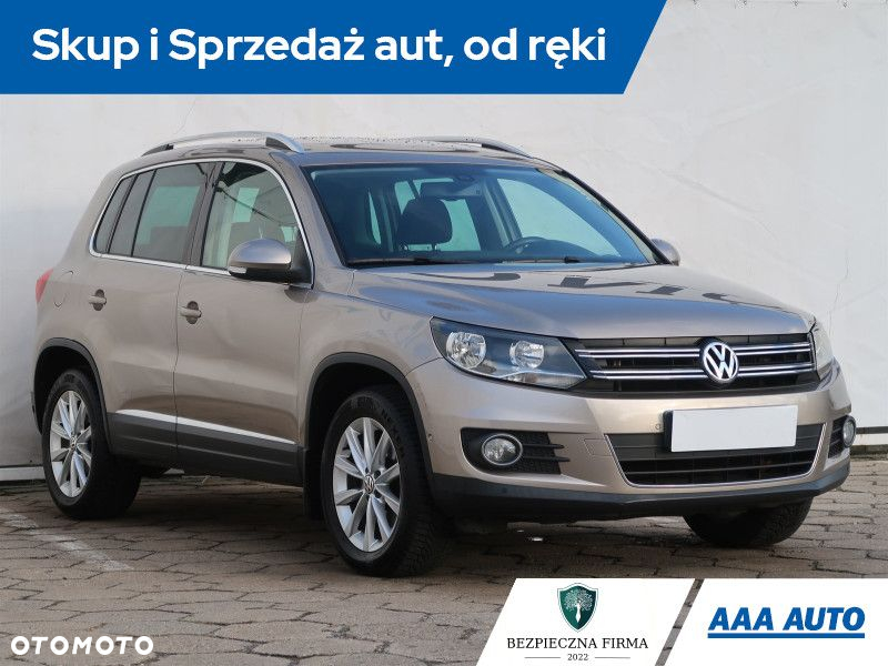 Volkswagen Tiguan - 2