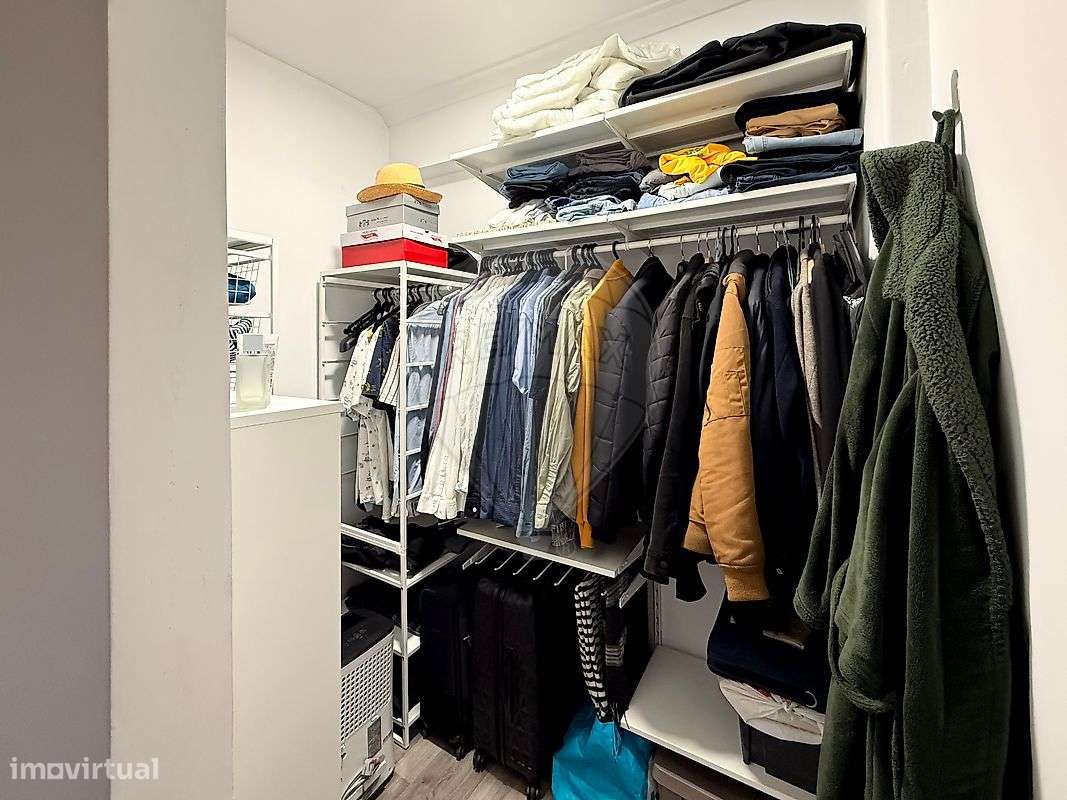 Apartamento T1 Remodelado em Belas-19