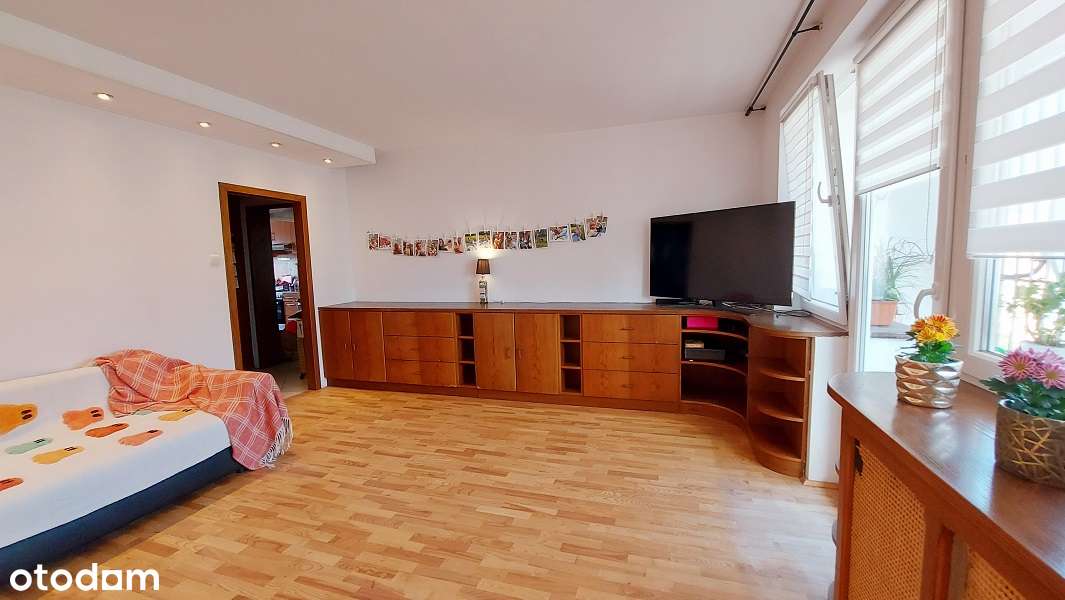 Słoneczne z miejscem postojowym i dużą piwnicą. - Pełny obrazek: 5/16