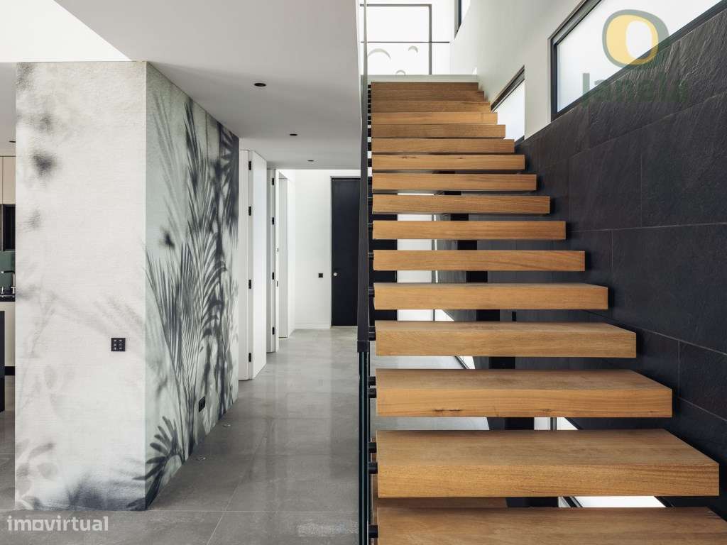 Moradia LUXUOSA e de Vanguarda frente a campo de Golfe em Vilamoura - Grande imagem: 5/27