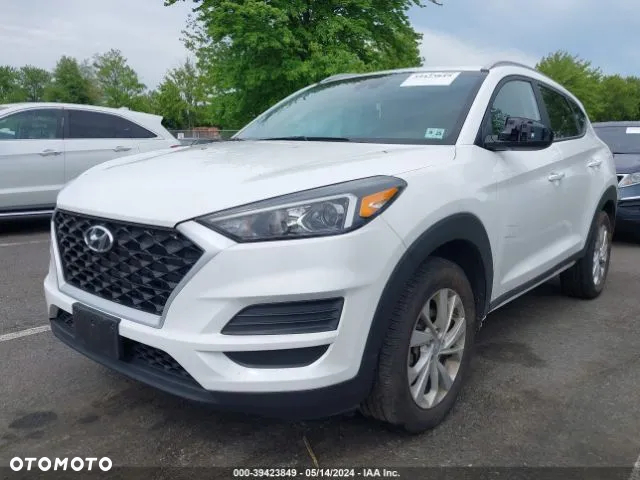 Hyundai Tucson - 2