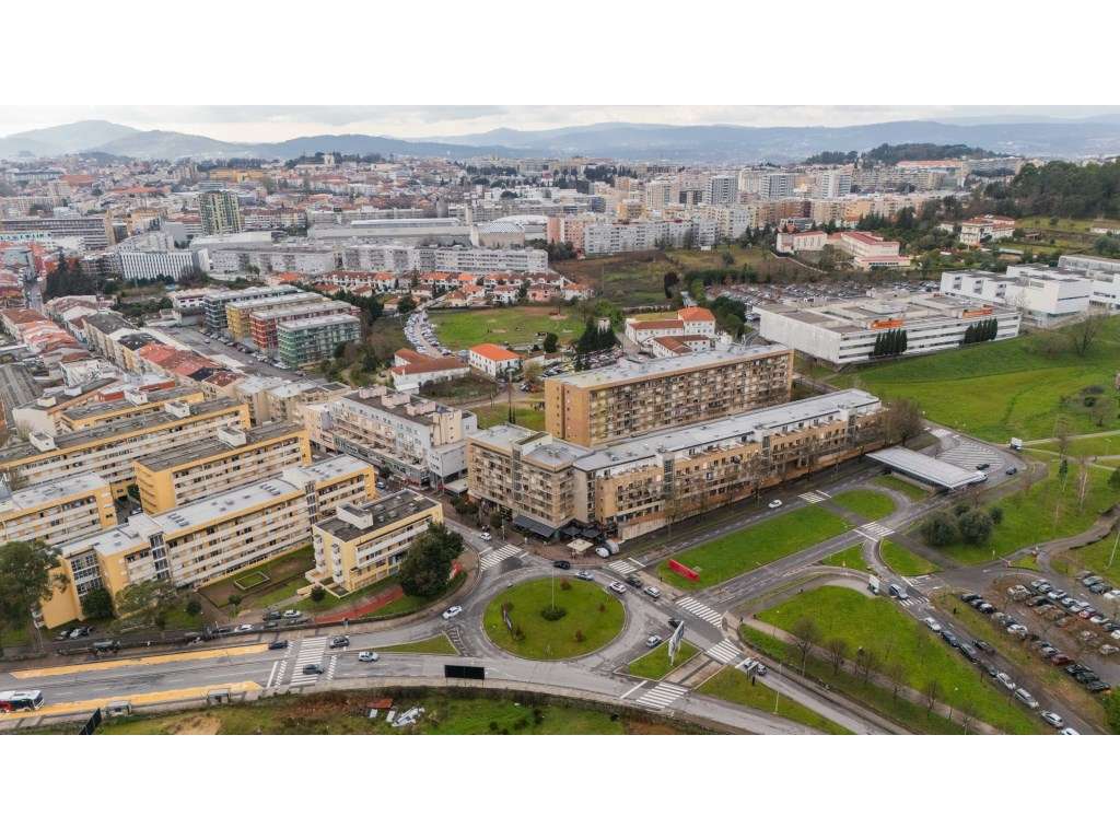 Apartamento T4+1 Duplex em Braga - São Victor-32