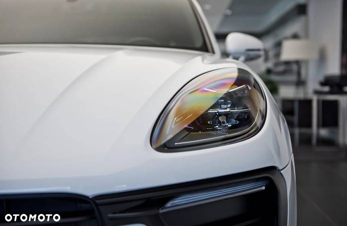 Porsche Macan Standard - 25