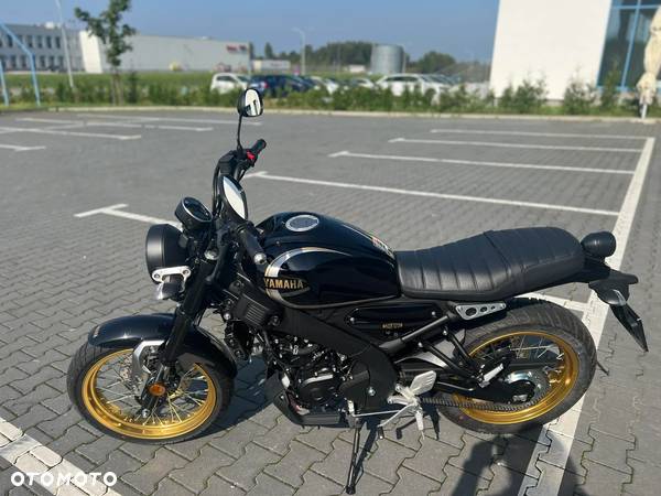 Yamaha XSR - 2