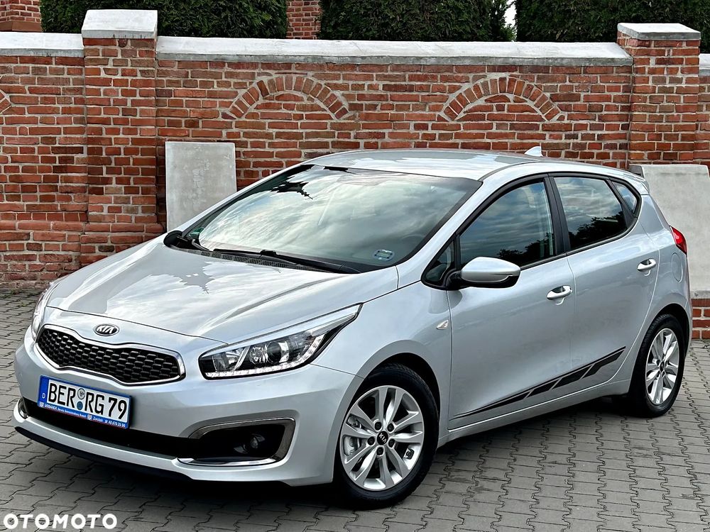 Kia Ceed II (2012-) 1.4 S 2017