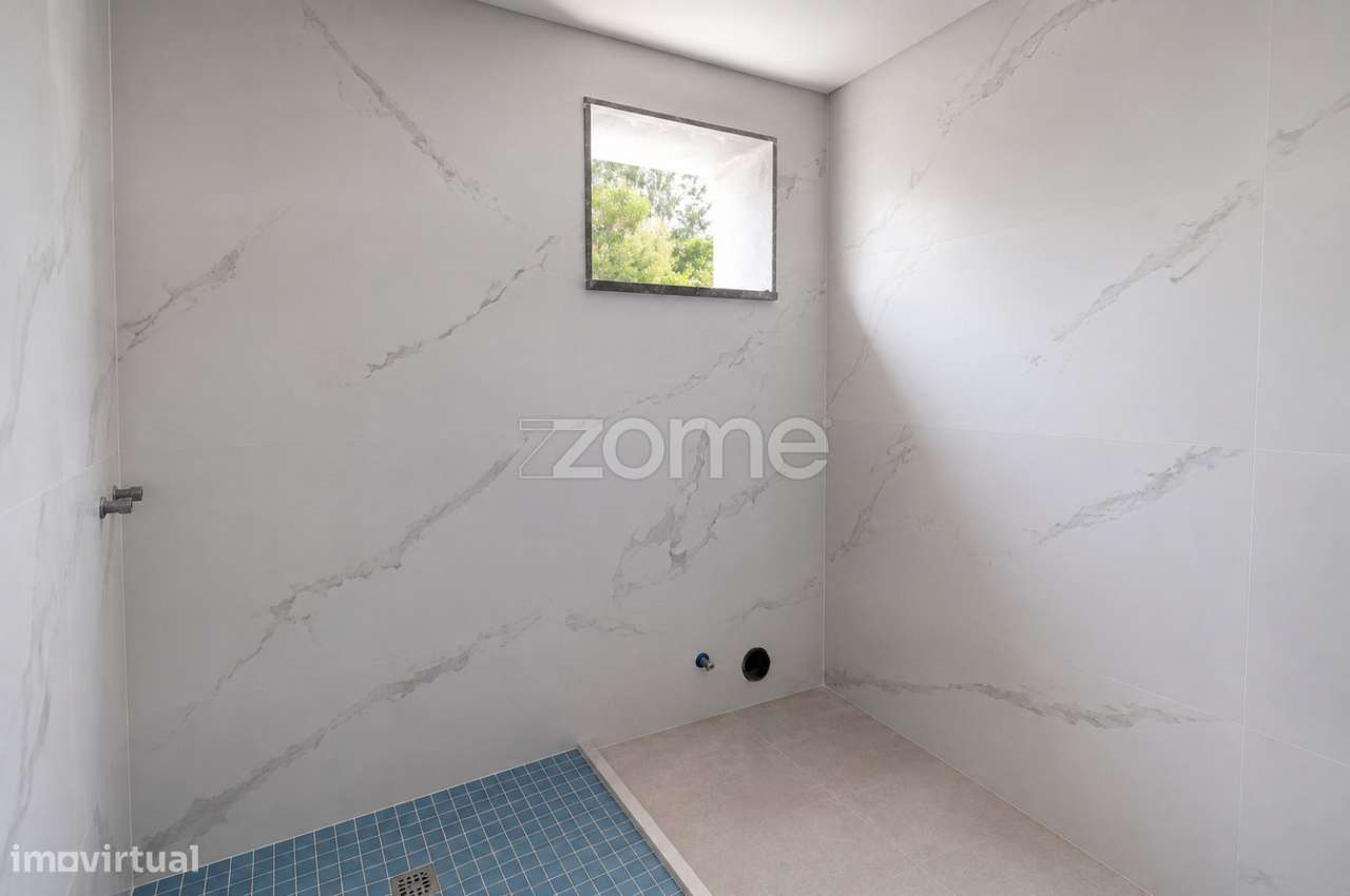 T3 Novo | Quinta da Flamenga | Vialonga | 3º andar | Suite e Garagem-12