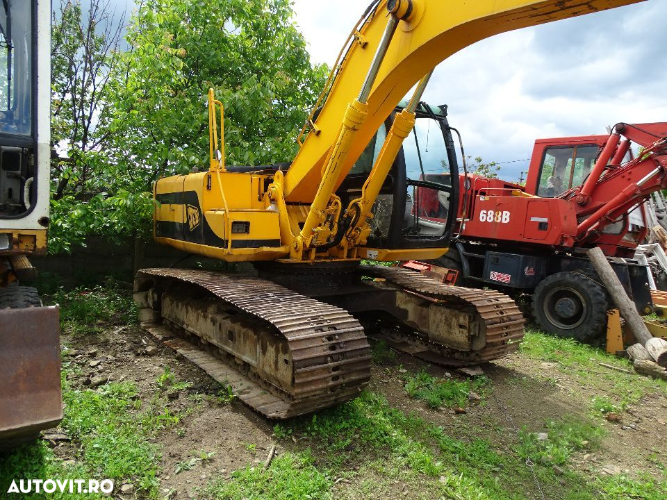 Dezmembrez excavator JCB JS160 - 2