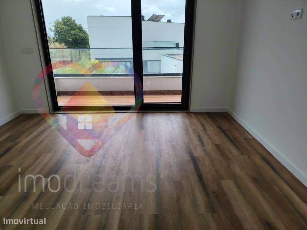Moradia T4 de Arquirectura Moderna em São salvador, Ilhavo-28