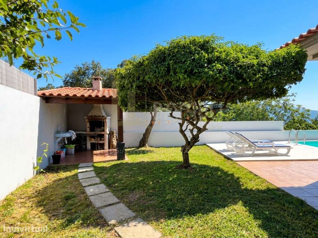 Vilarelho - Caminha: Moradia T3 com garagem e piscina-3