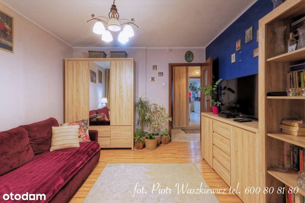 Duże 4 pokojowe mieszkanie na 2 piętrze w Chełmie.-1