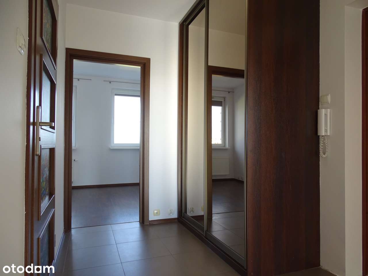 Dwa pokoje w nowoczesnym bloku na os. Batorego-11