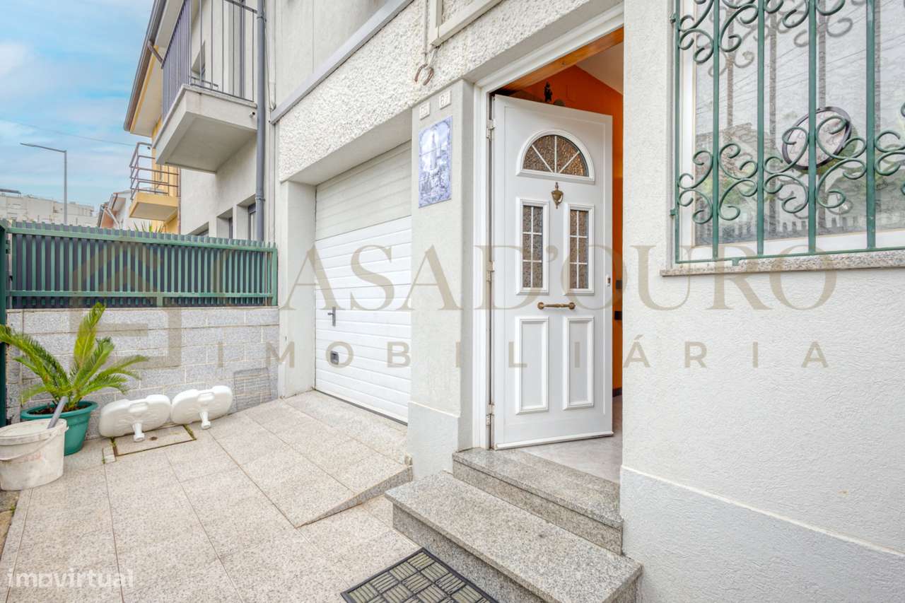 Moradia T3 - Soutelo | Junto a Av. da Carvalha-21