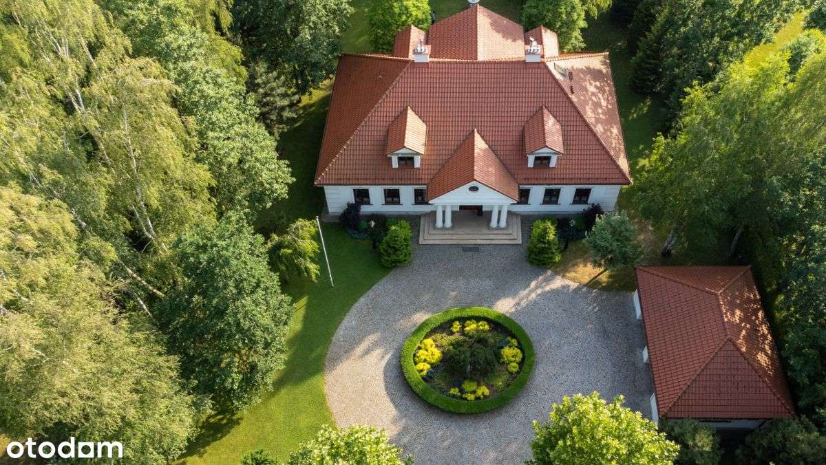 Rezydencja z pięknym ogrodem !!!-17