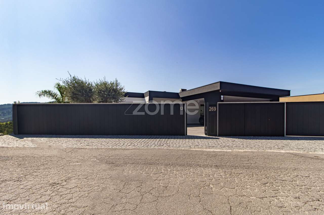 Moradia T3 de luxo com piscina aquecida e garagem (Sande São Louren... - Grande imagem: 4/49