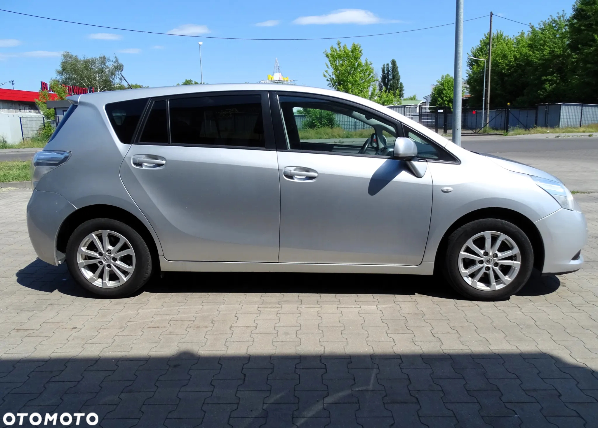 Toyota Verso 1.8 2010 SW 7os - 4