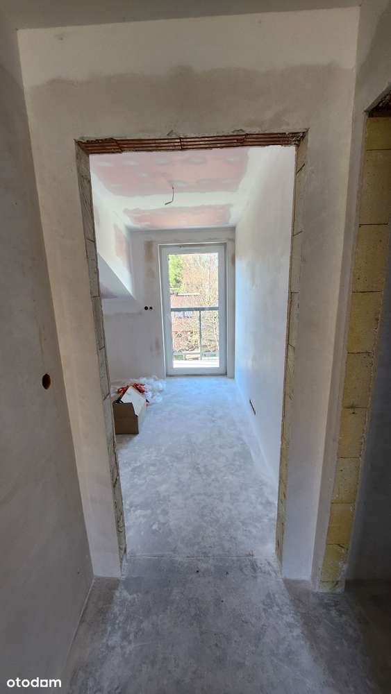 Nowoczesne 3-pokojowe mieszkanie z balkonem i miejscem postojowym-5