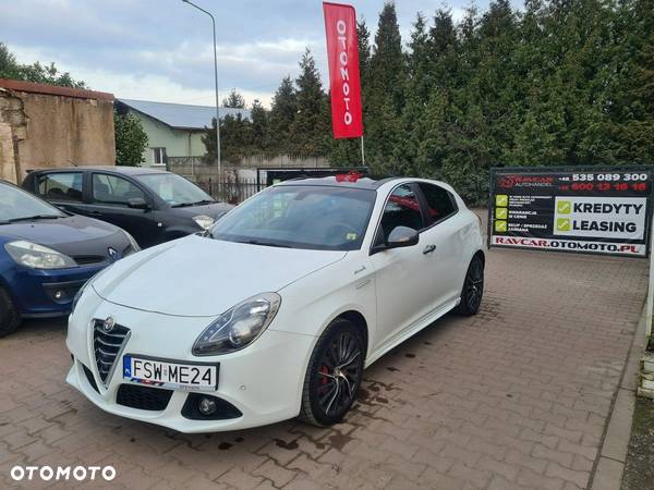 Alfa Romeo Giulietta - 2