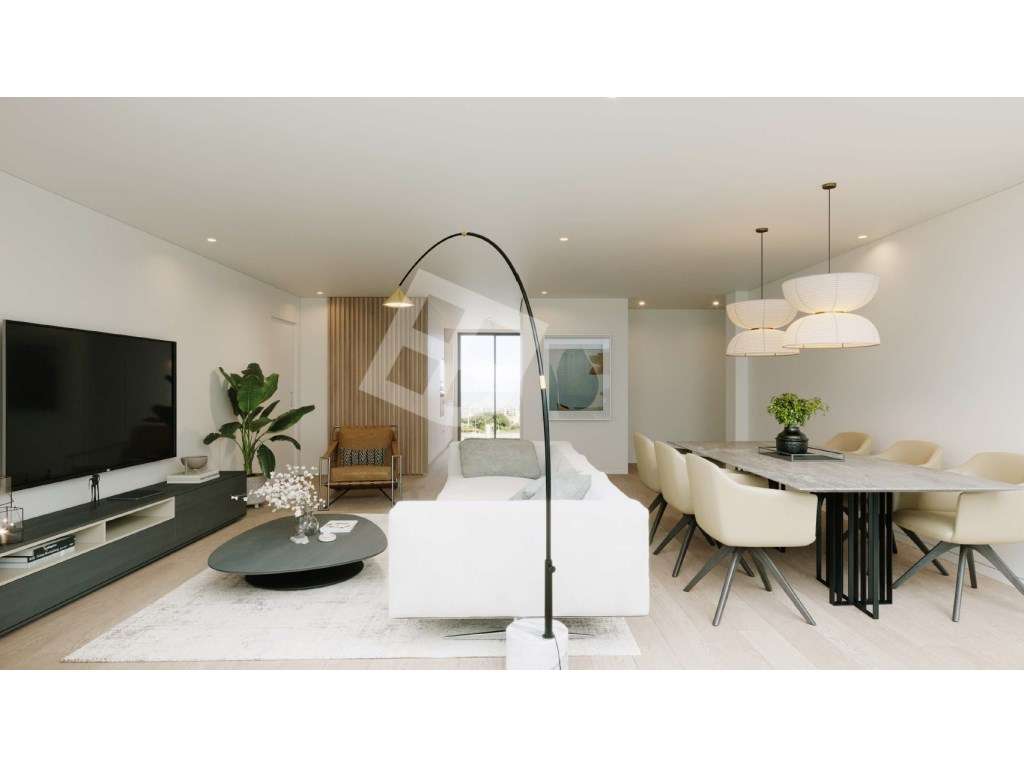 Apartamento T2 com Terraço Privativo - Centro de Aveiro-10