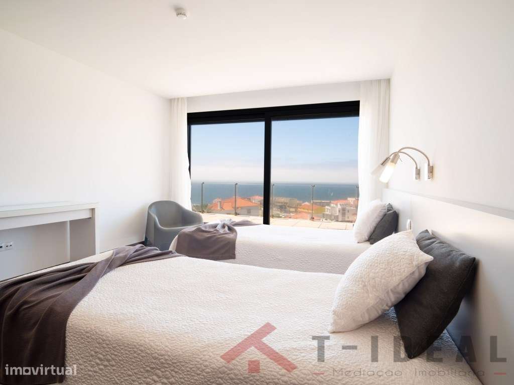 Moradia T4 Moderna Vista Mar-49