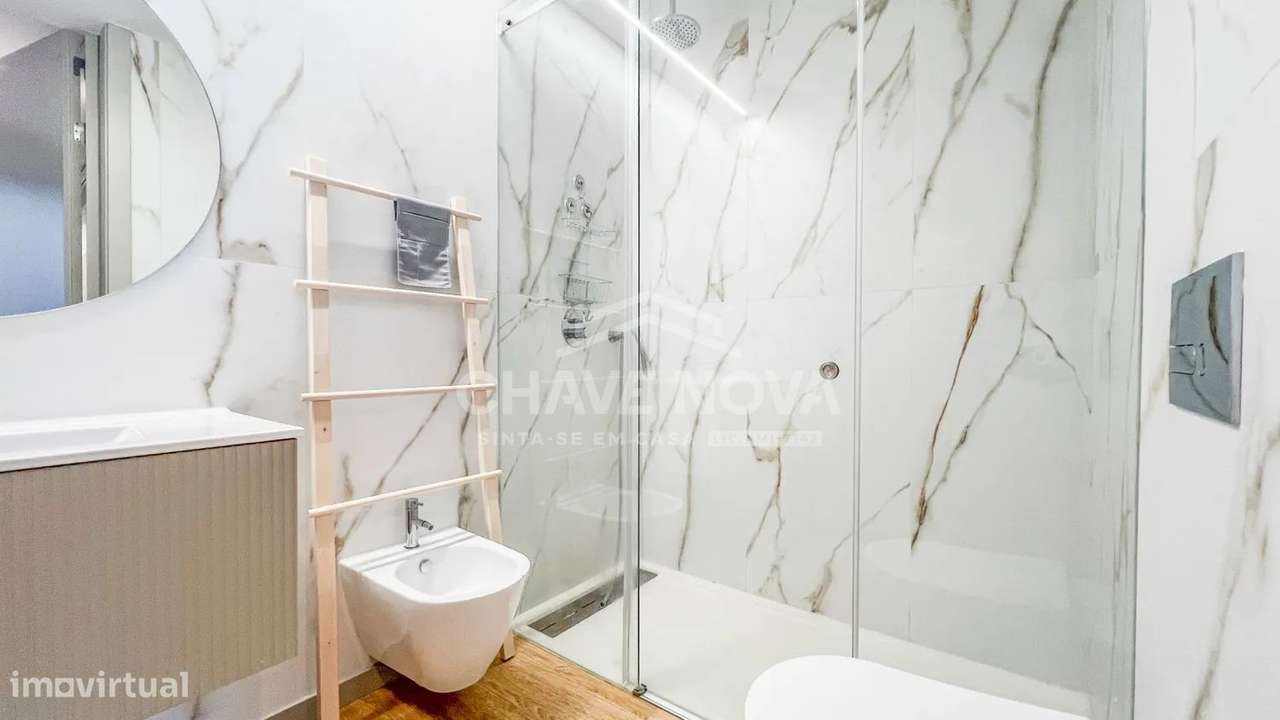 T0 Novo c/ Piscina e Lugar de Garagem em Santa Marinha (VL8)-12