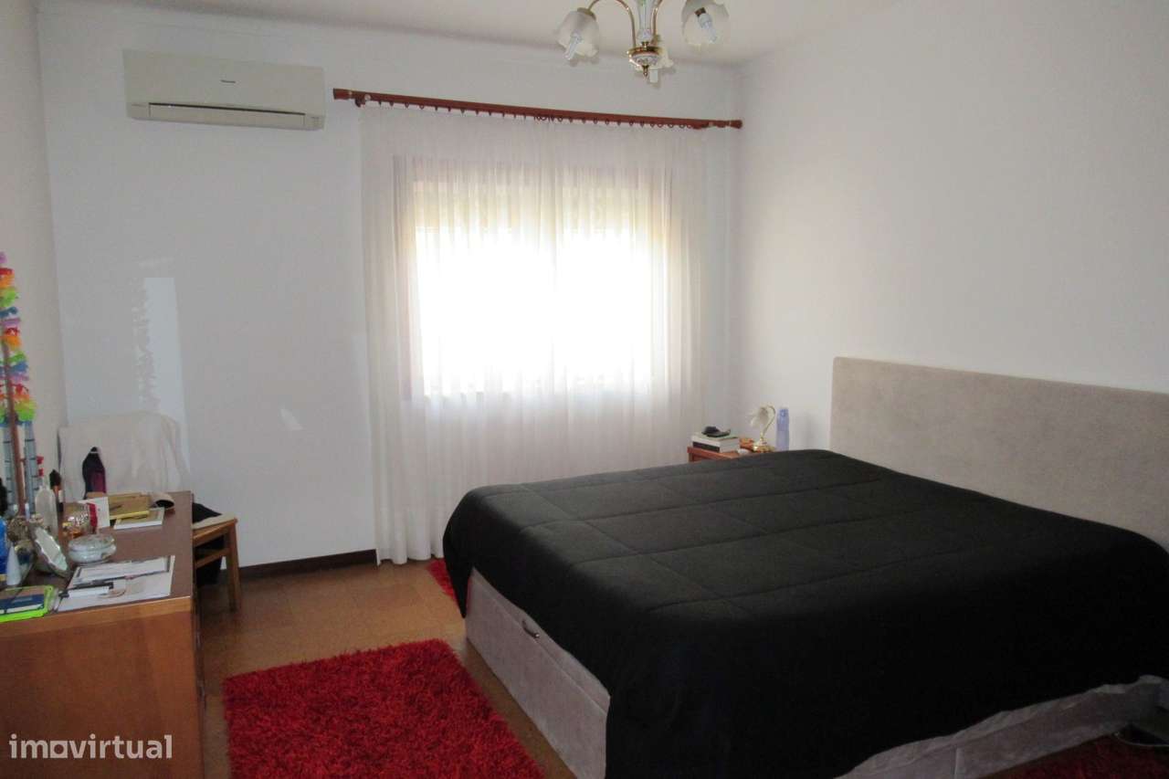 Moradia individual, para venda, Entroncamento - São João Baptista-14