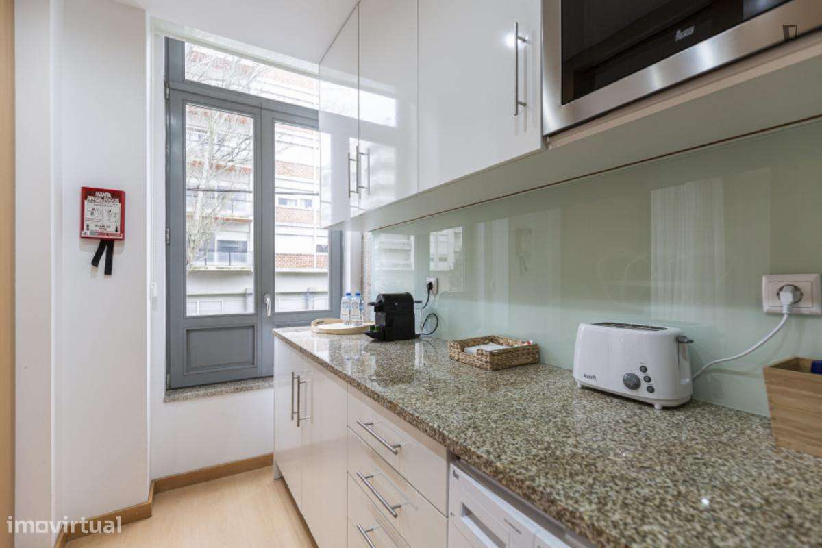 Estúdio - localizado em Paranhos Porto - Grande imagem: 4/7