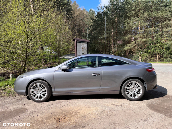 Renault Laguna 2.0 dCi GT - 2