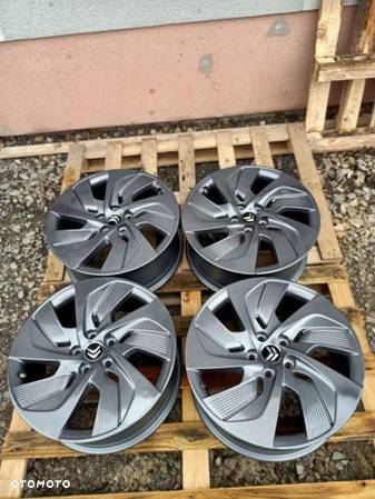 Citroen C4 II PICASSO Felgi 18" 7.5" x 18" 5x108 ET 54 JAK NOWE GRAFIT - 2